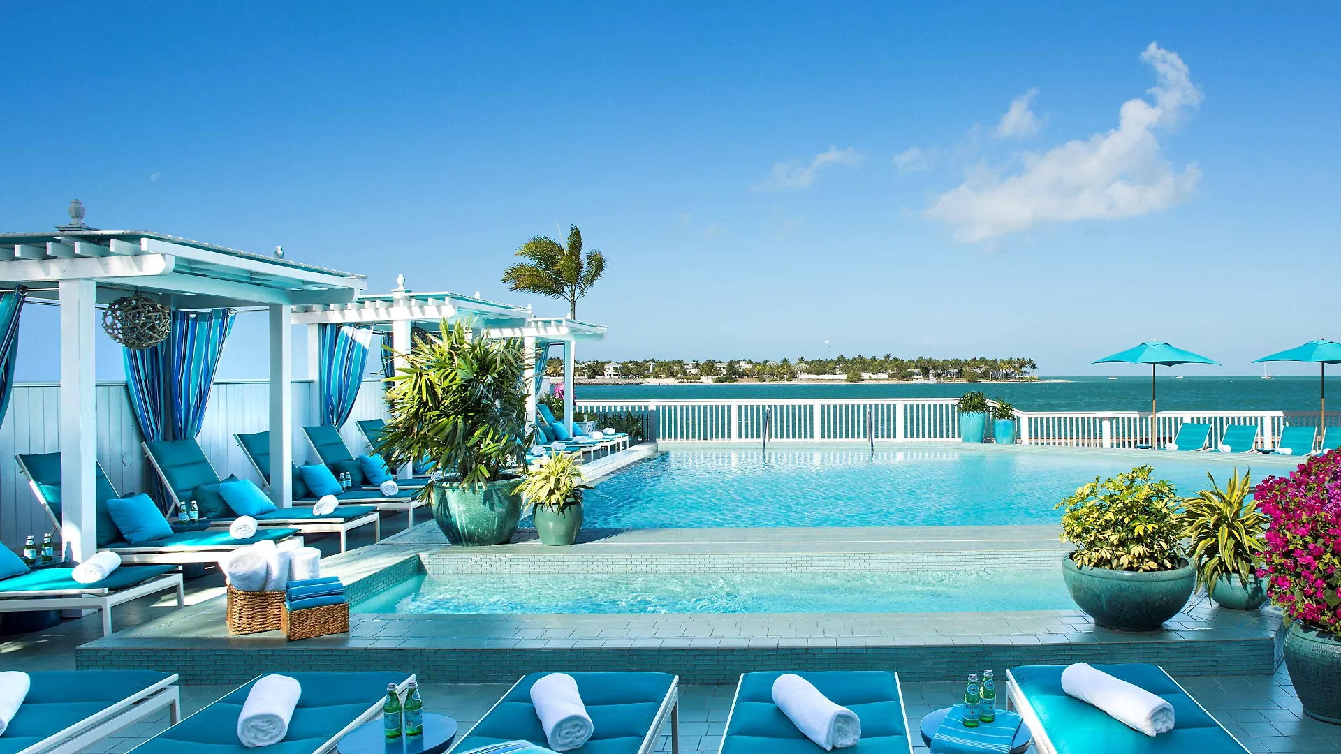Ocean Key & Spa, A Noble House 4*