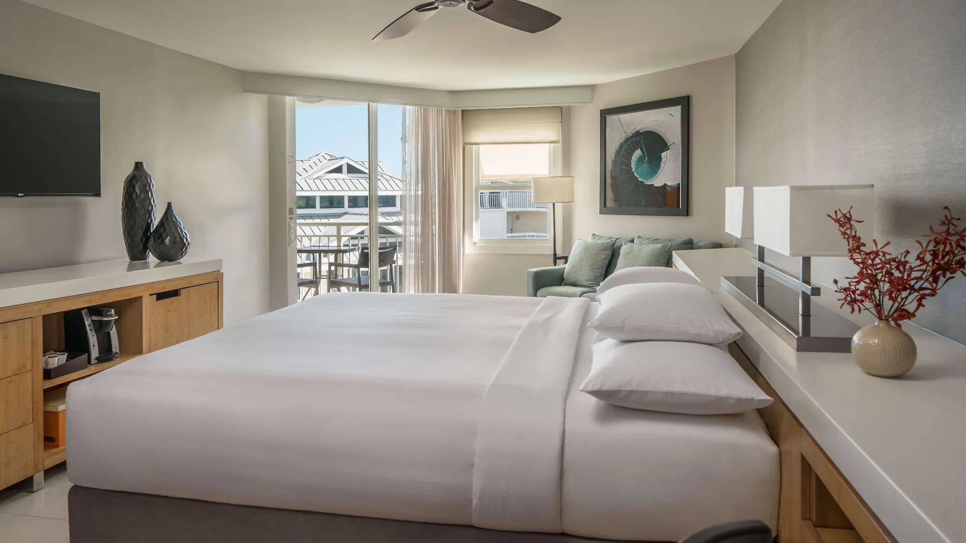 Hyatt Centric & Spa Resort 4*