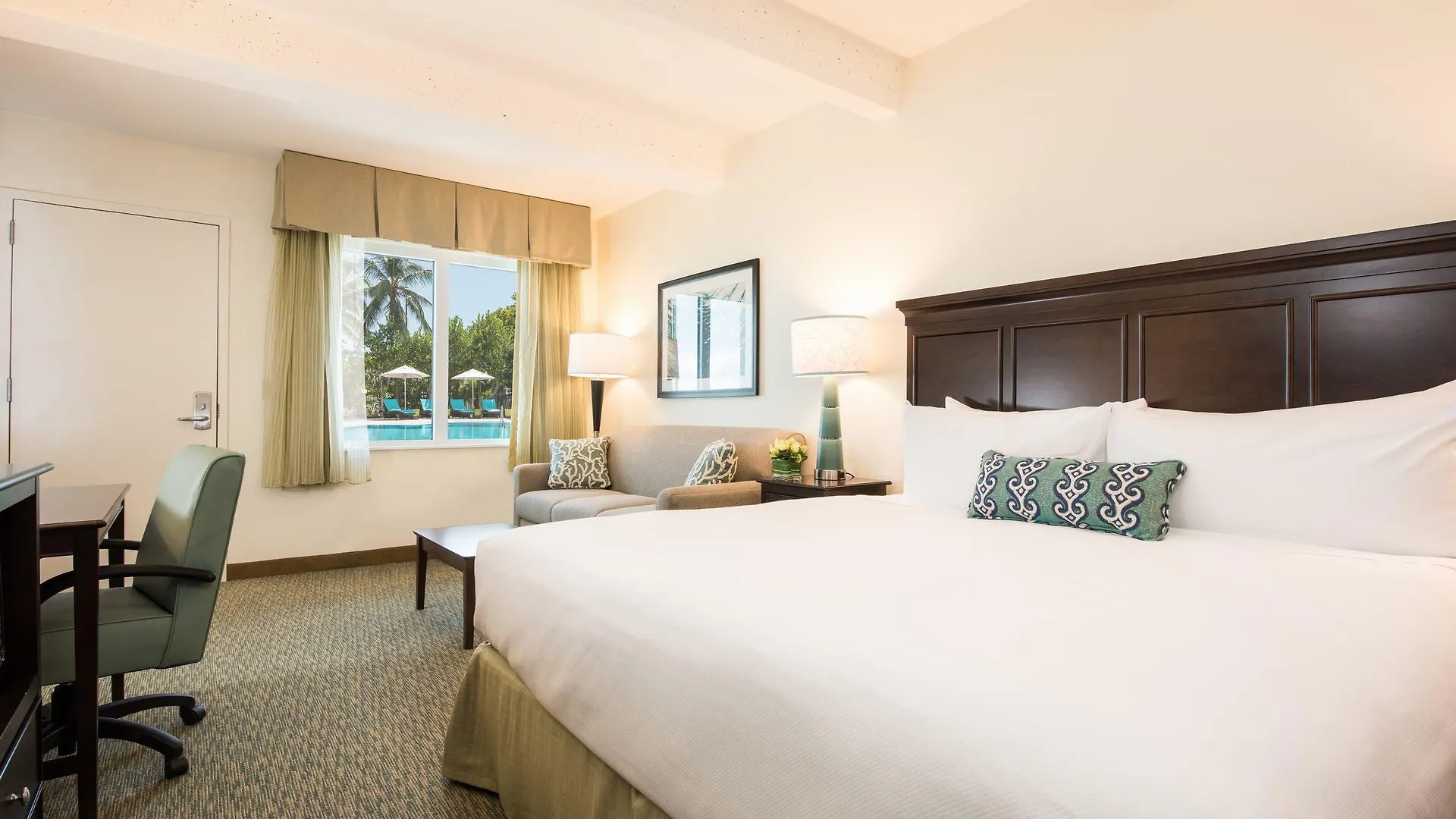 Blue Flamingo Resort Key West Hotel
