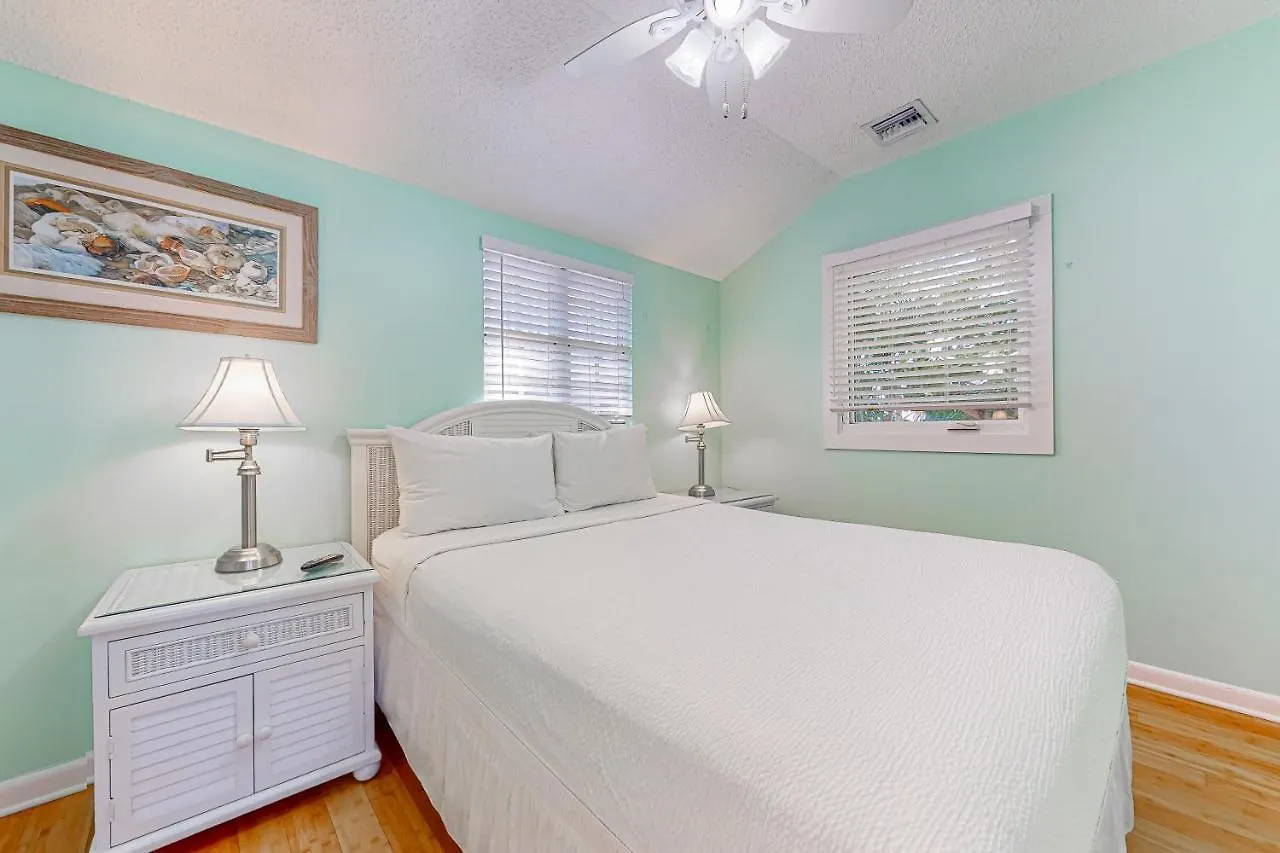 Duval Hideaway Apartment