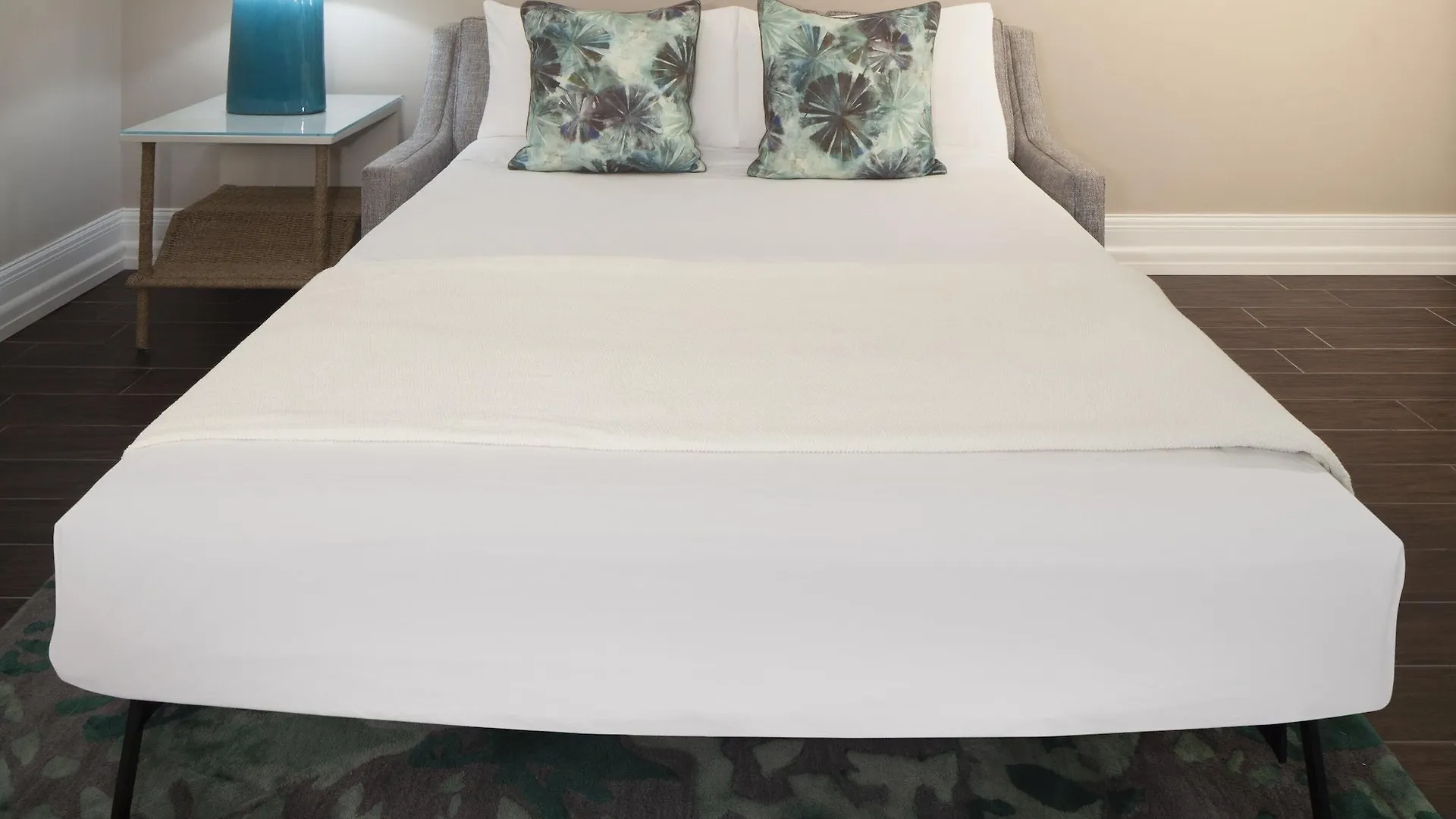 Pier House & Spa