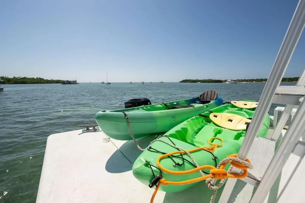 Beautiful Houseboat In Key West