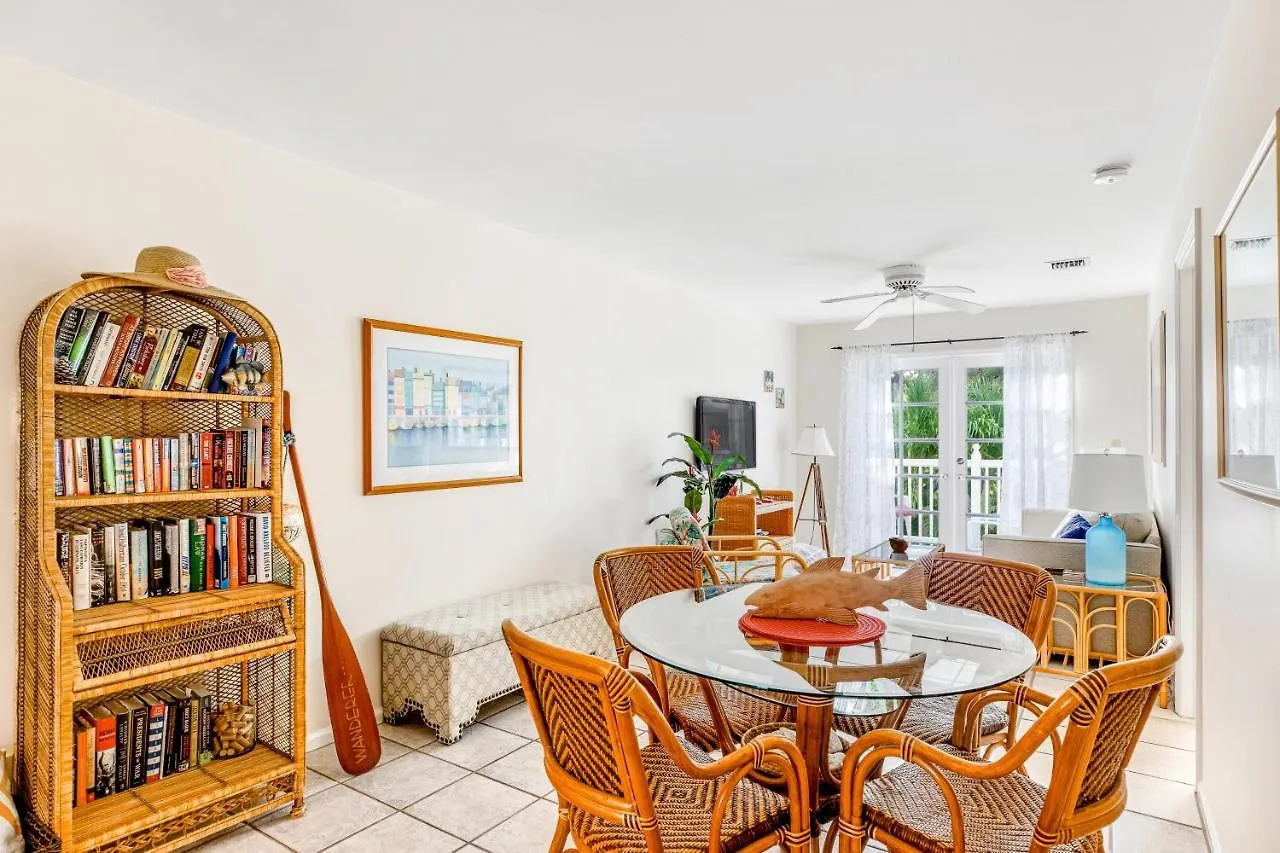 Happy Hour Haven Apartment Key West