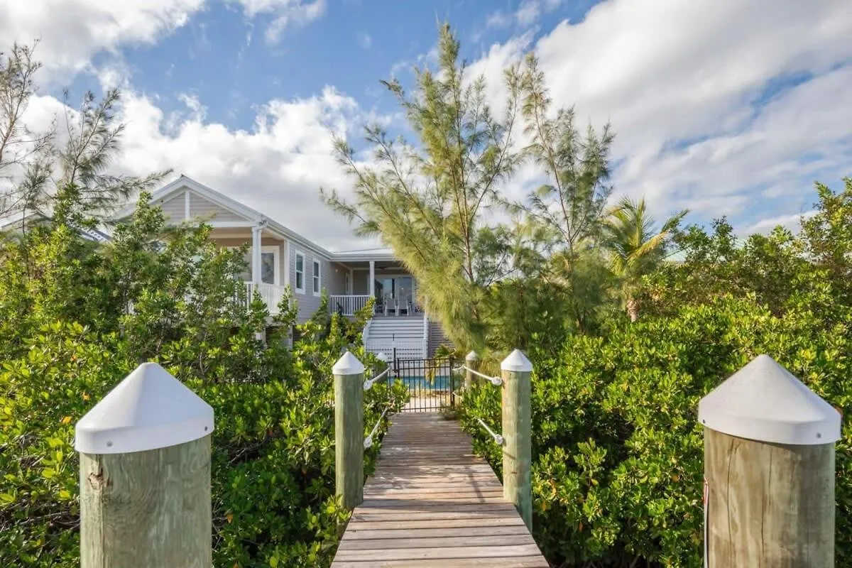 Aquaria House -pool & Boat Dock * Key West