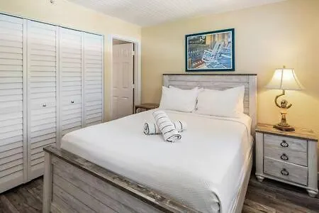 The St Martin -hot Tub & Pool Key West