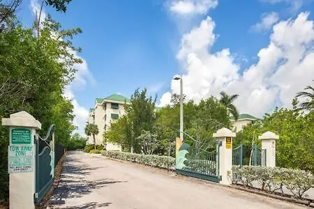Holiday home The Trinidad -pool & Parking Key West