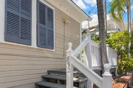 Poolside Retreat * Key West