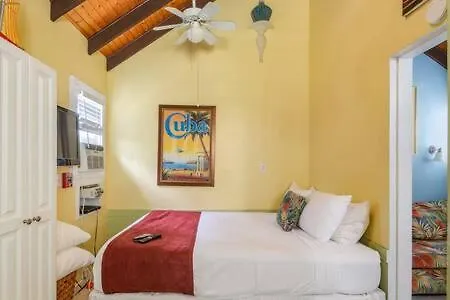 Apartment Claude Monet Key West