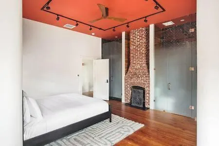 Bunk At The Grand Maloney Πανδοχείο Κι Γουέστ