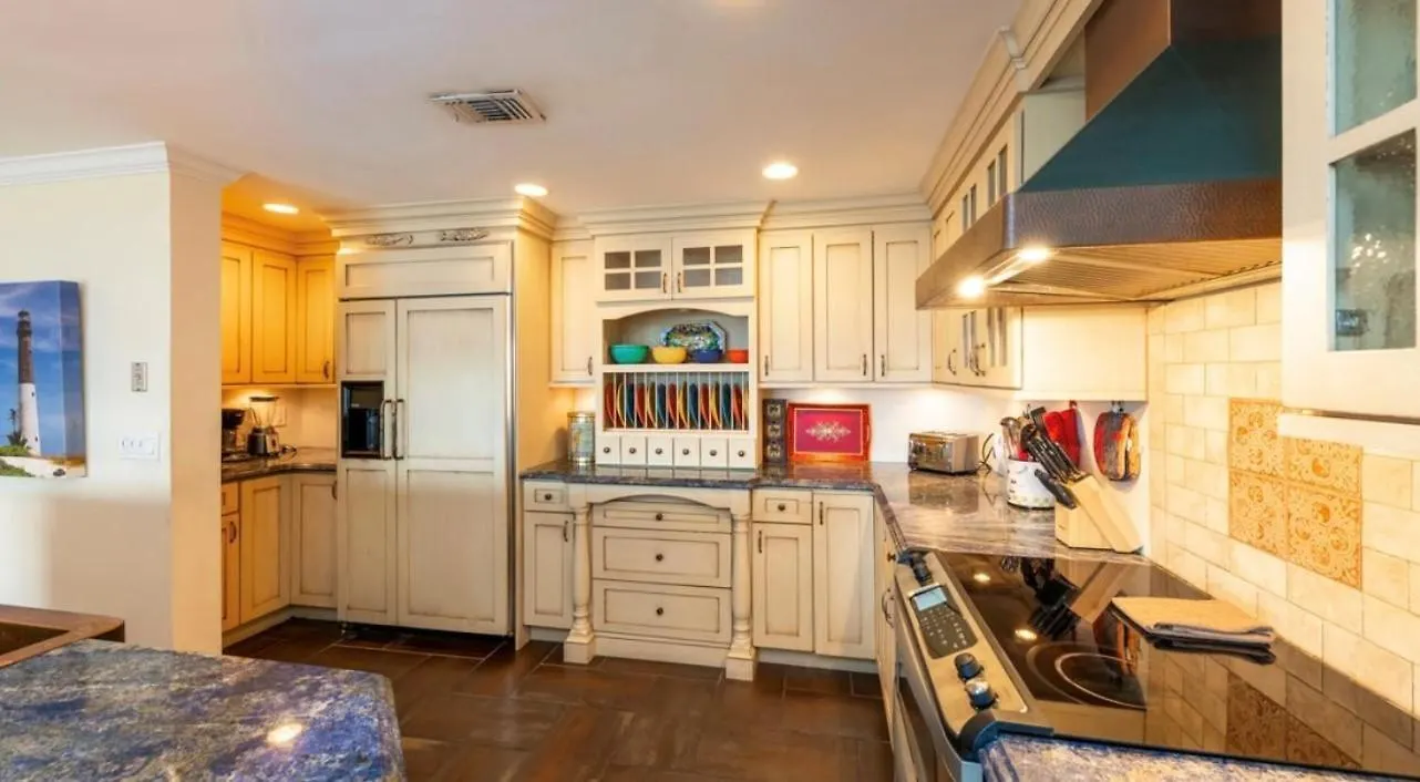 Tom's Oceanfront Penthouse * Key West