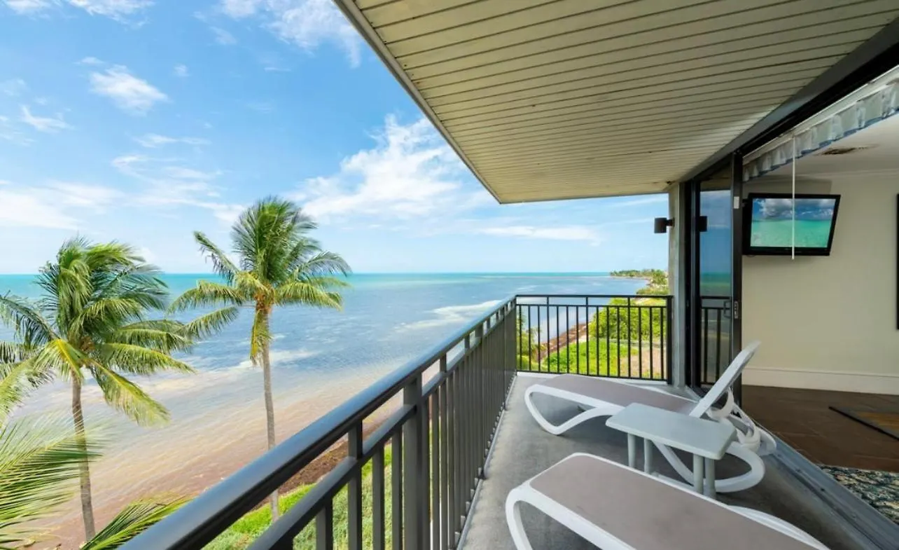 Tom's Oceanfront Penthouse *