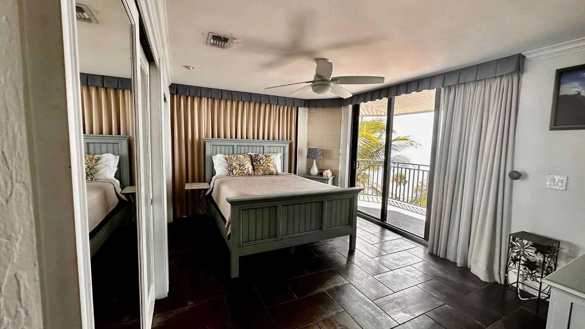 Tom's Oceanfront Penthouse Holiday home Key West