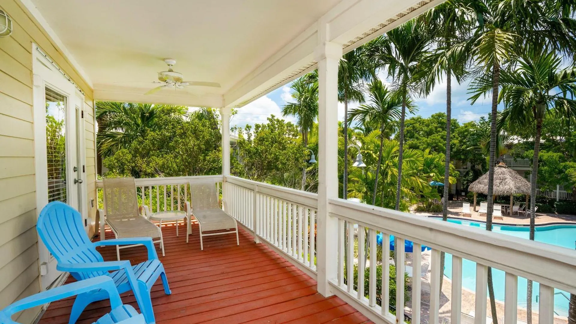 Coral Hammock Poolside