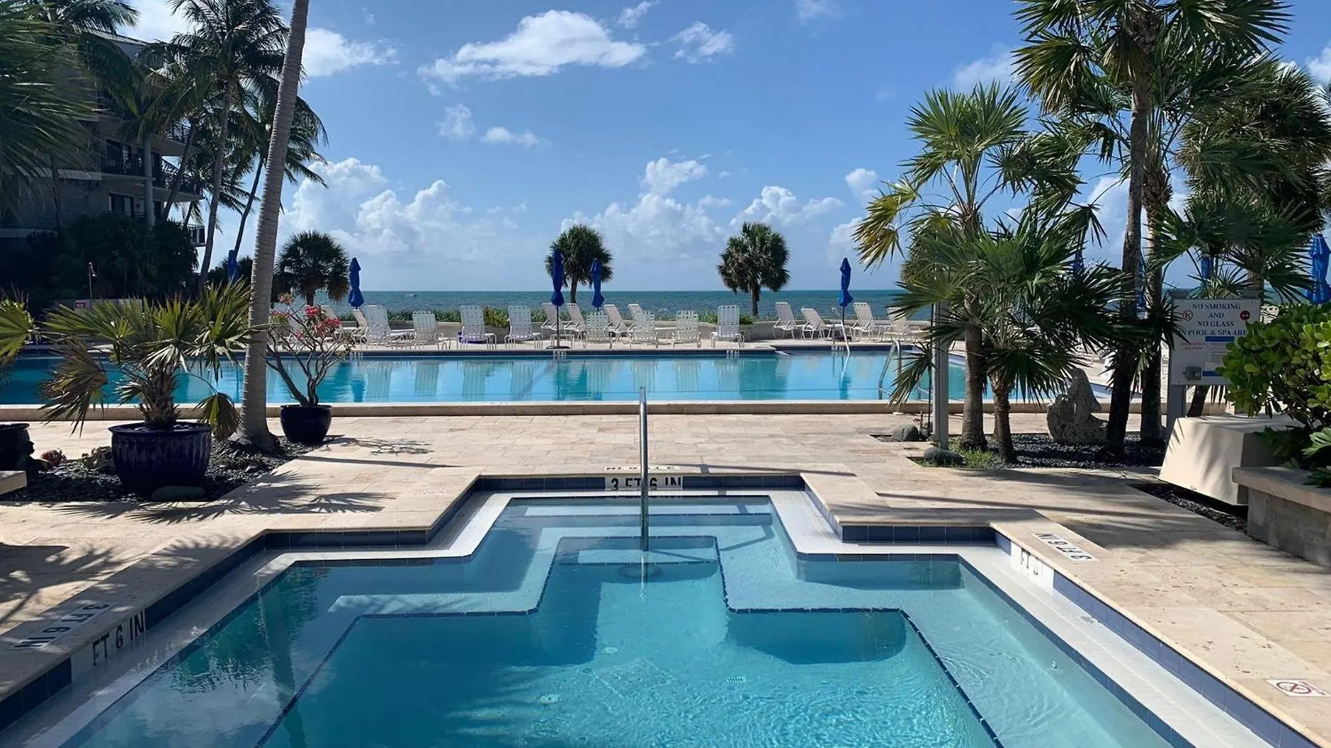 Apartment Latitude Penthouse Key West
