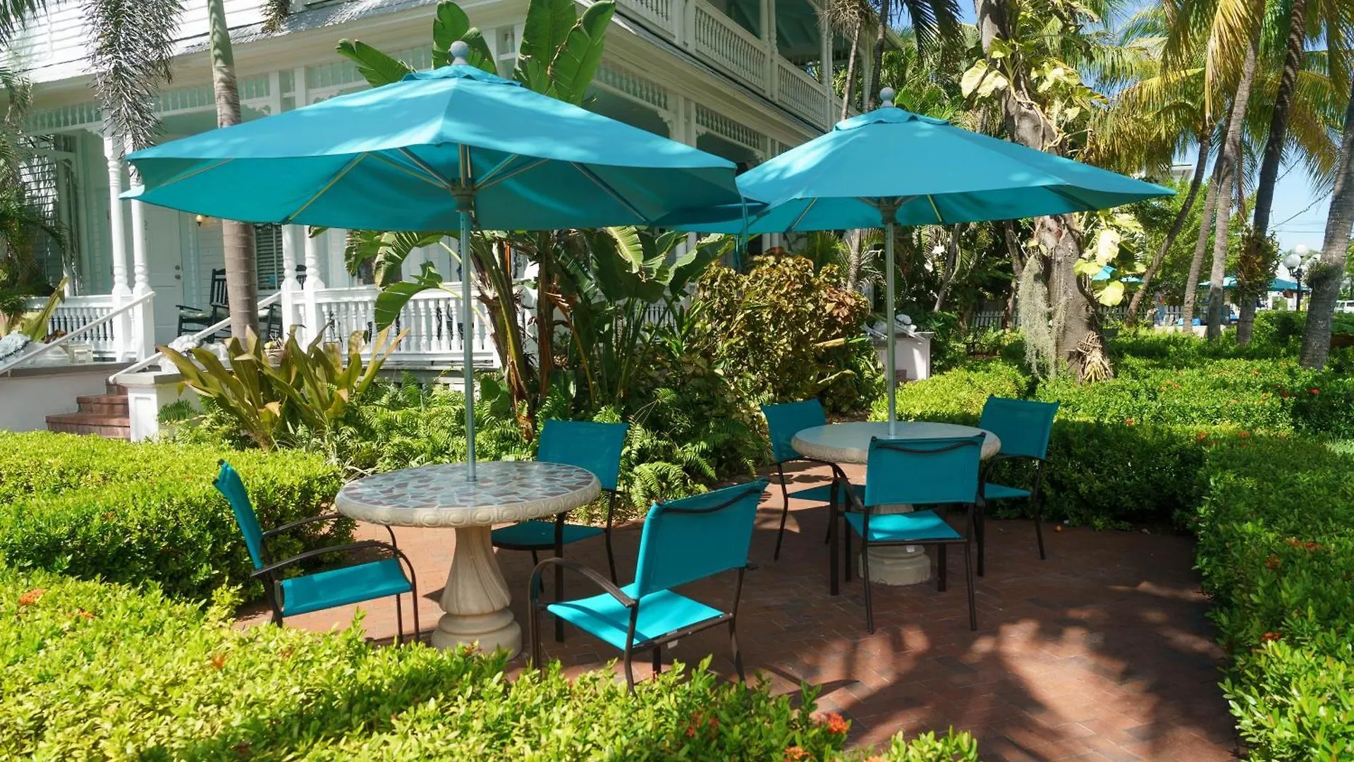 Southernmost Point & Garden Bar Alojamento de Acomodação e Pequeno-almoço Key West