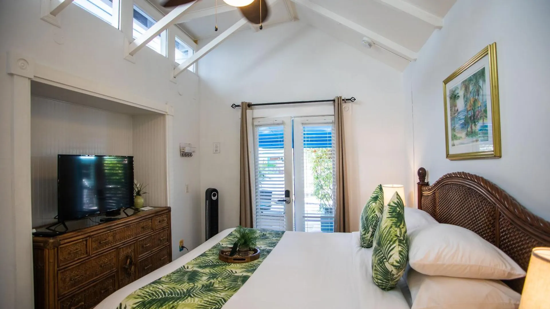 Andrews & Garden B&B 3*