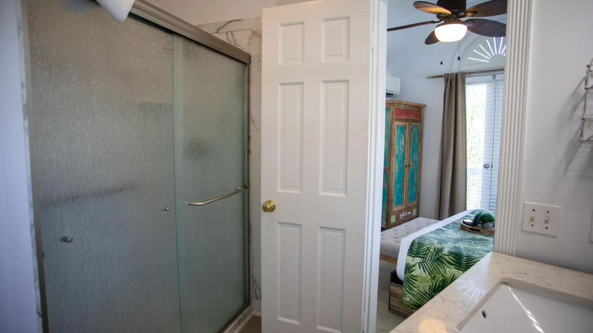 Andrews & Garden B&B 3*
