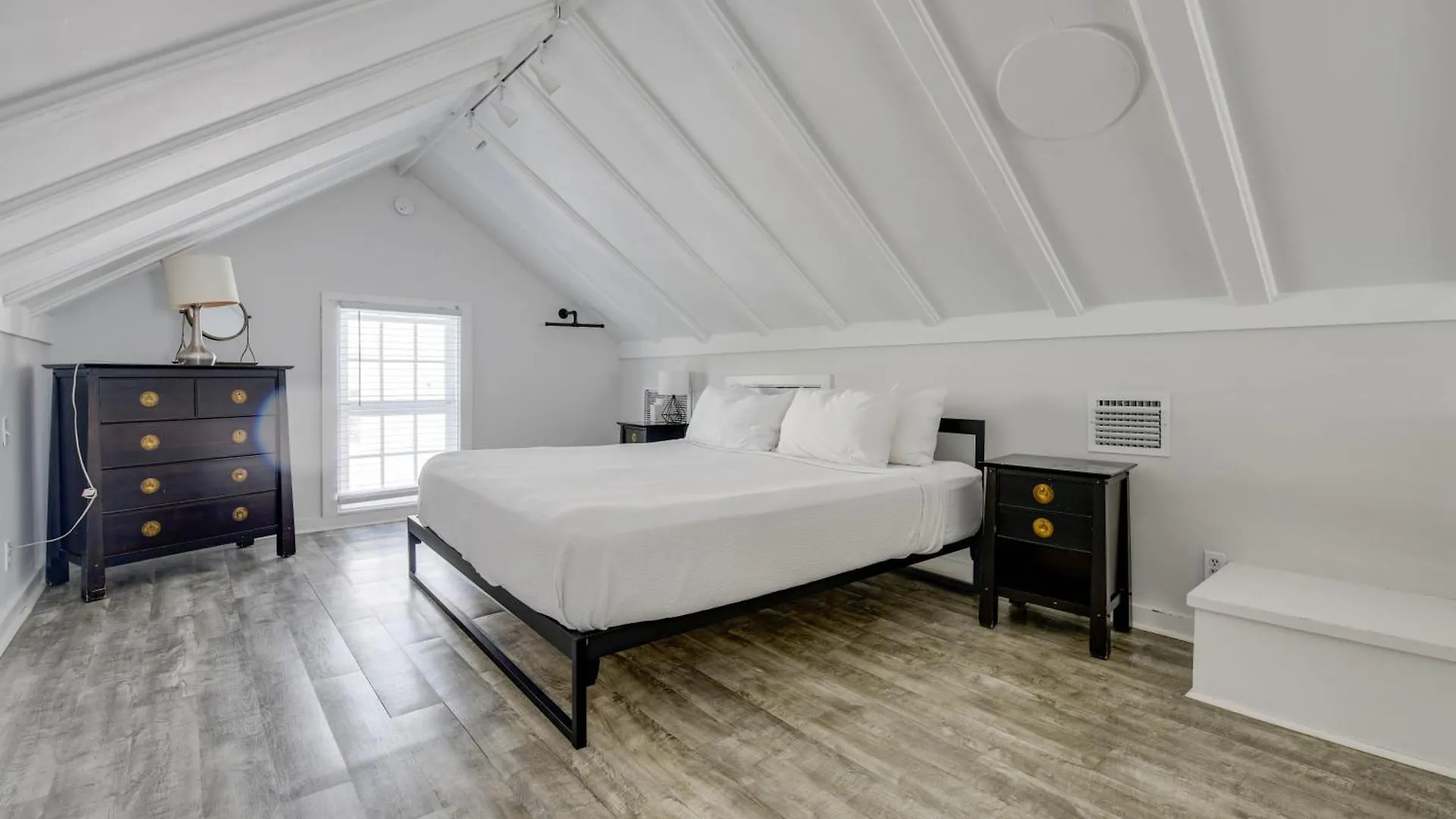 The Collins On Duval Apartment