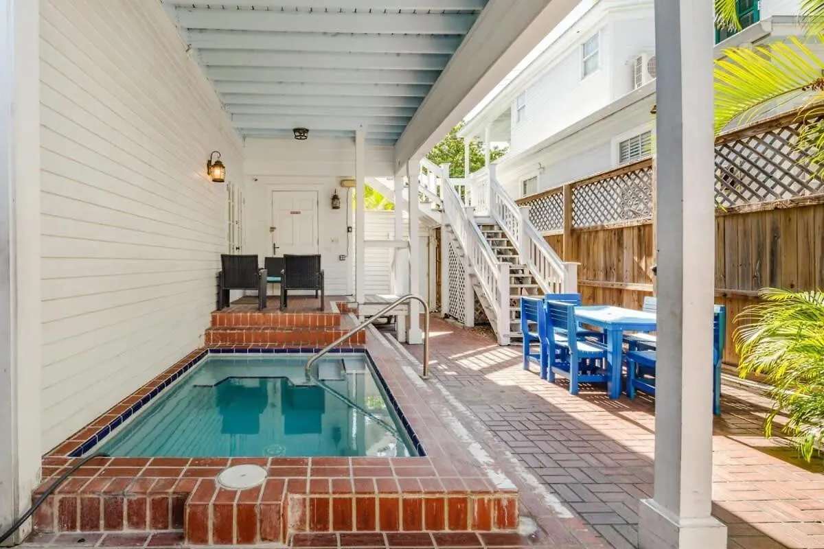Bananas Foster Holiday home Key West