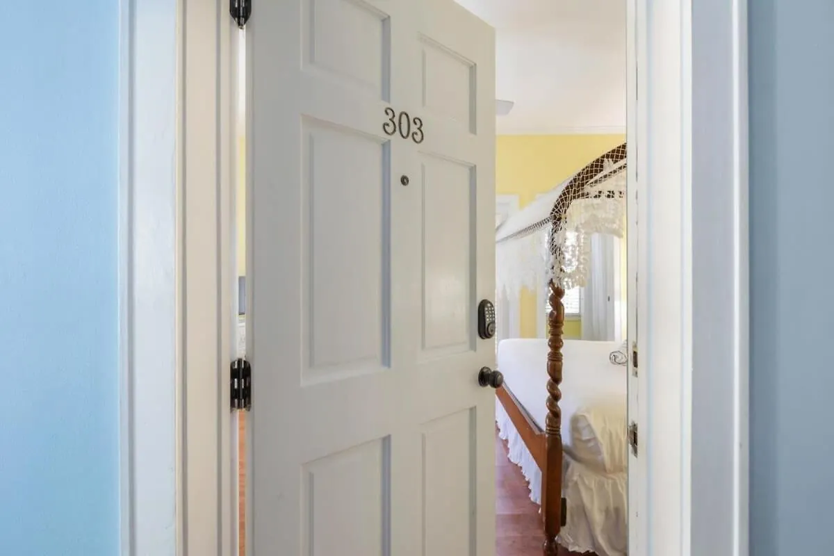 Fogadó Classic King Balcony At The House Key West