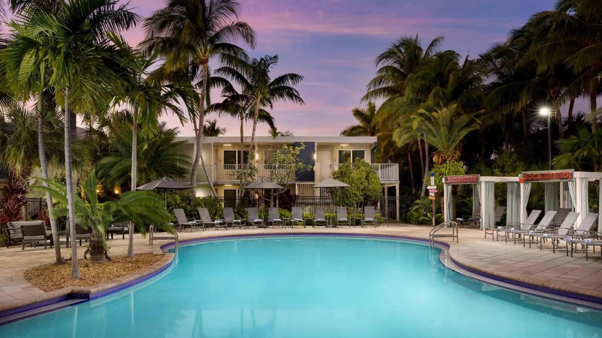 Hotel Fairfield & By Marriott At The Keys Collection Key West