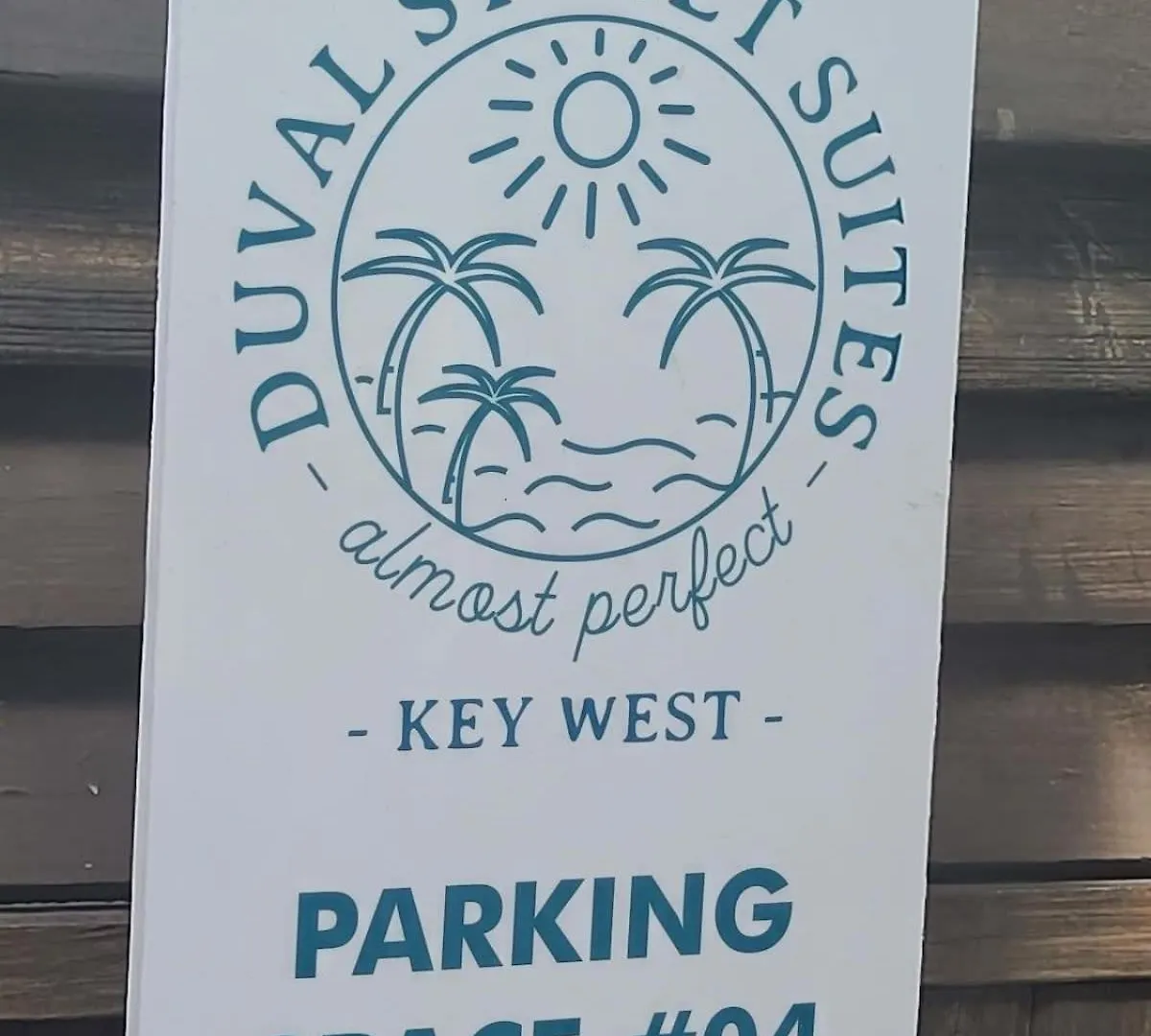 Apartment Four On Duval Street W Parking And Pool