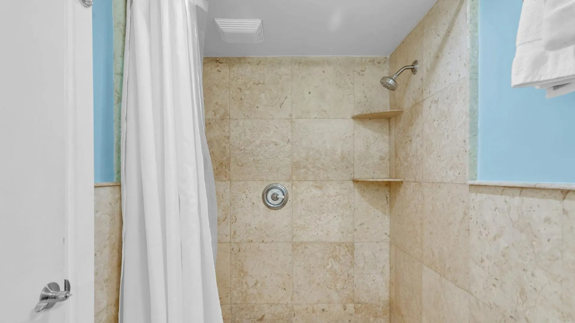 Andros - Spacious 2x2 Waterfront * Key West