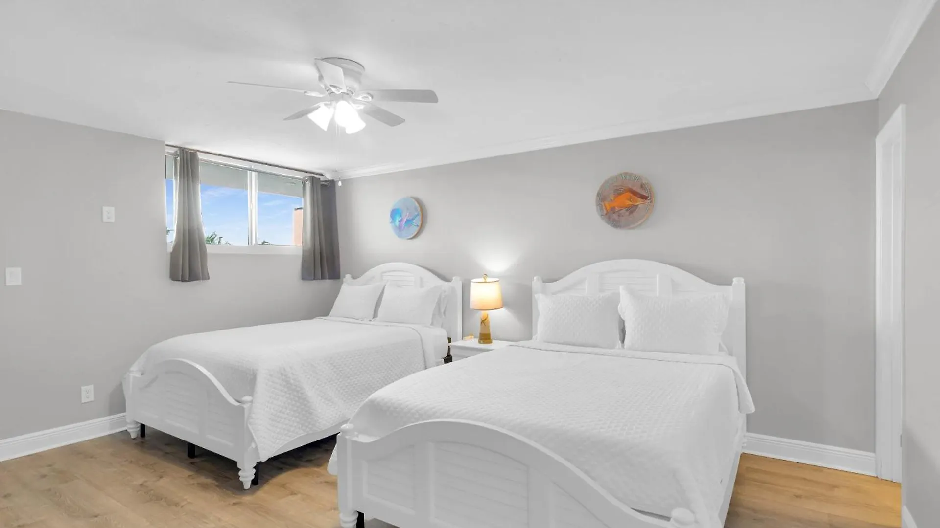 St John - Downtown Waterfront Penthouse Pool Parking Dock *
