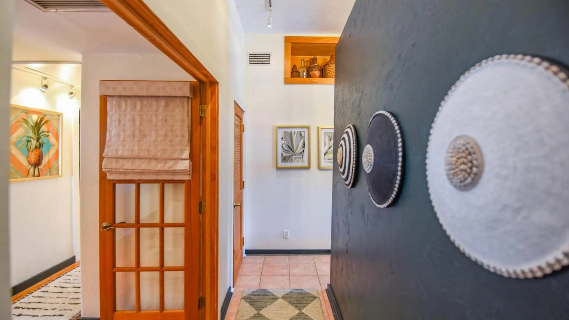 Apartment New Pineapple Palloza - Bright & Modern On Duval Key West