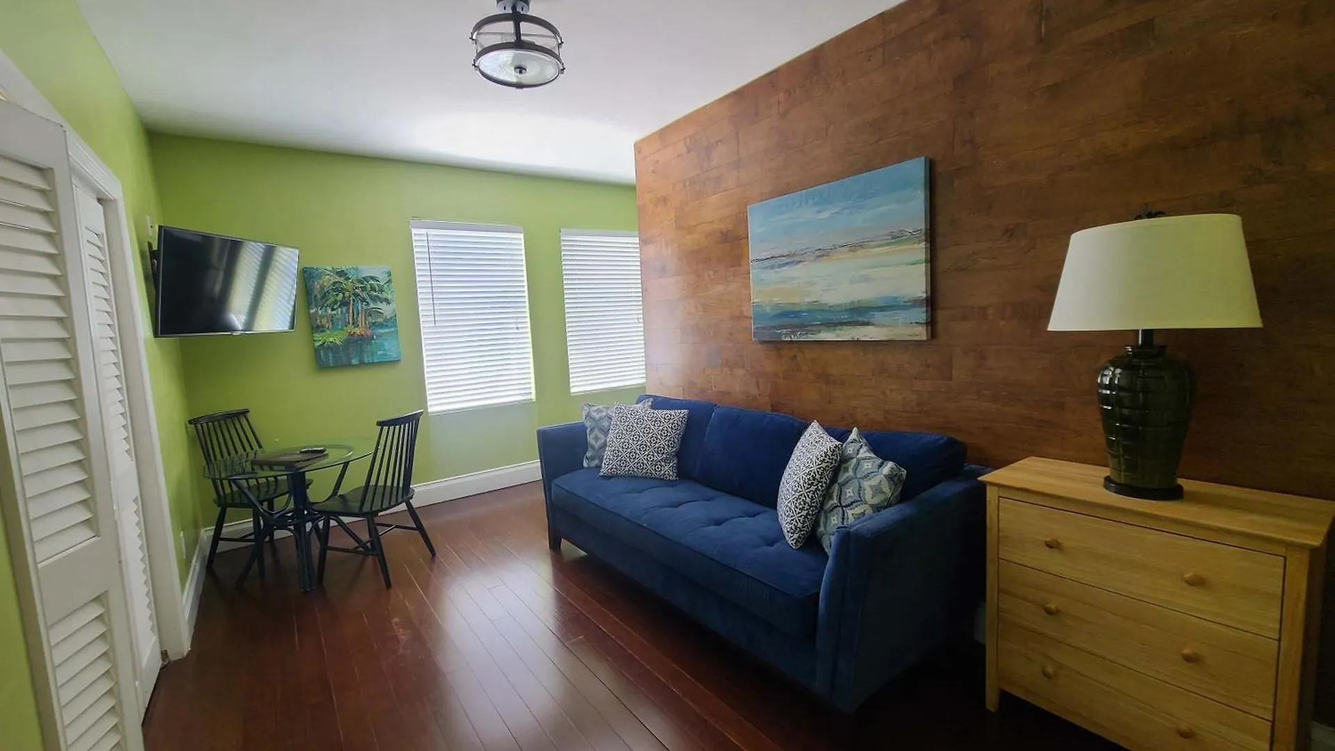 6 Bedroom 6 Bath On Duval Street Holiday home *