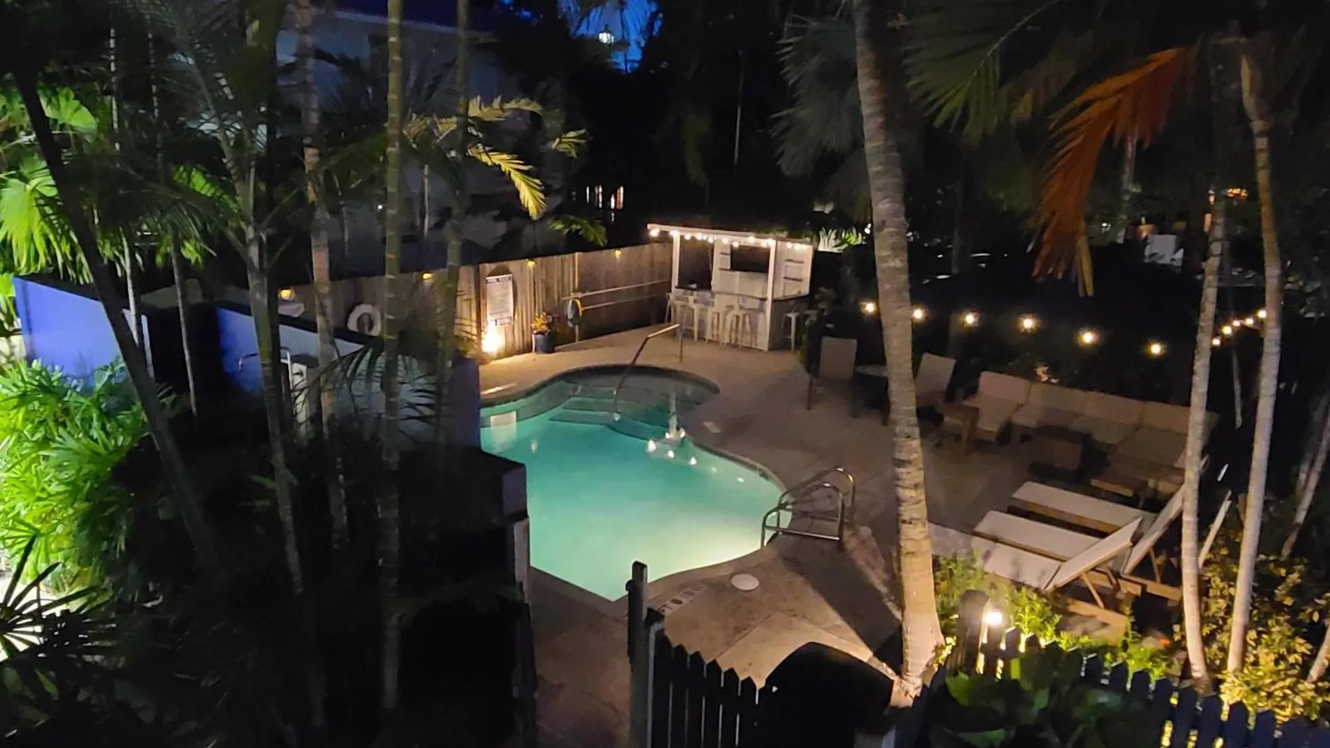Holiday home 6 Bedroom 6 Bath On Duval Street Key West