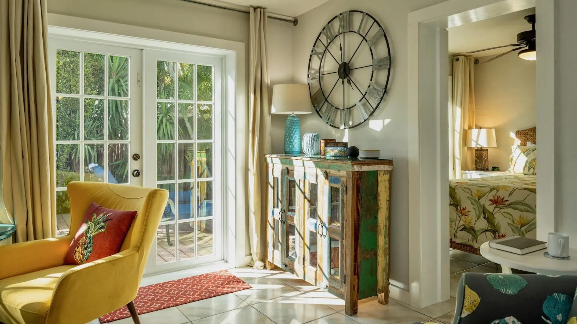 Casa Amarilla By Last Key Realty