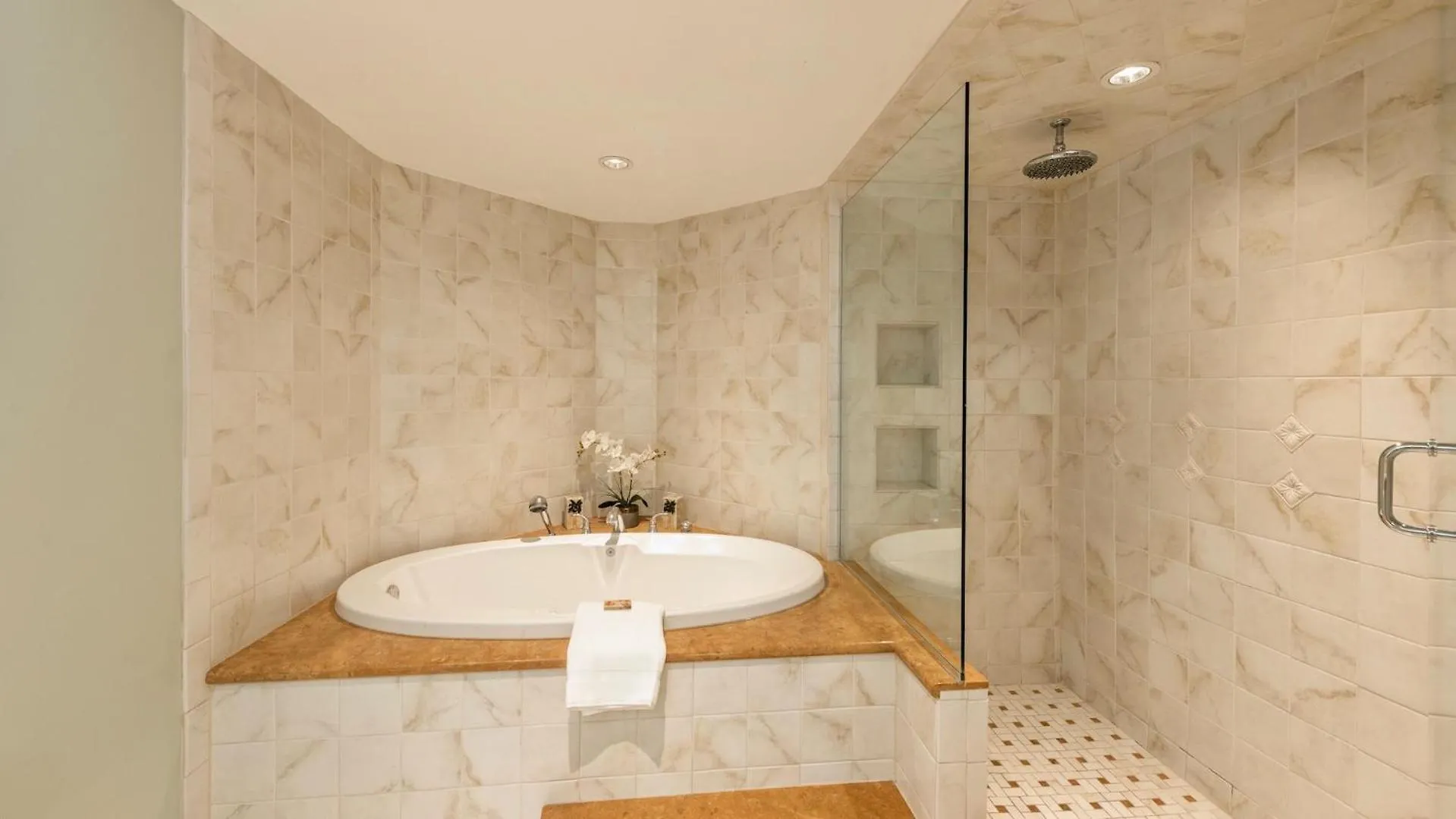 Appartement Coastline Comfort By Last Key Realty *