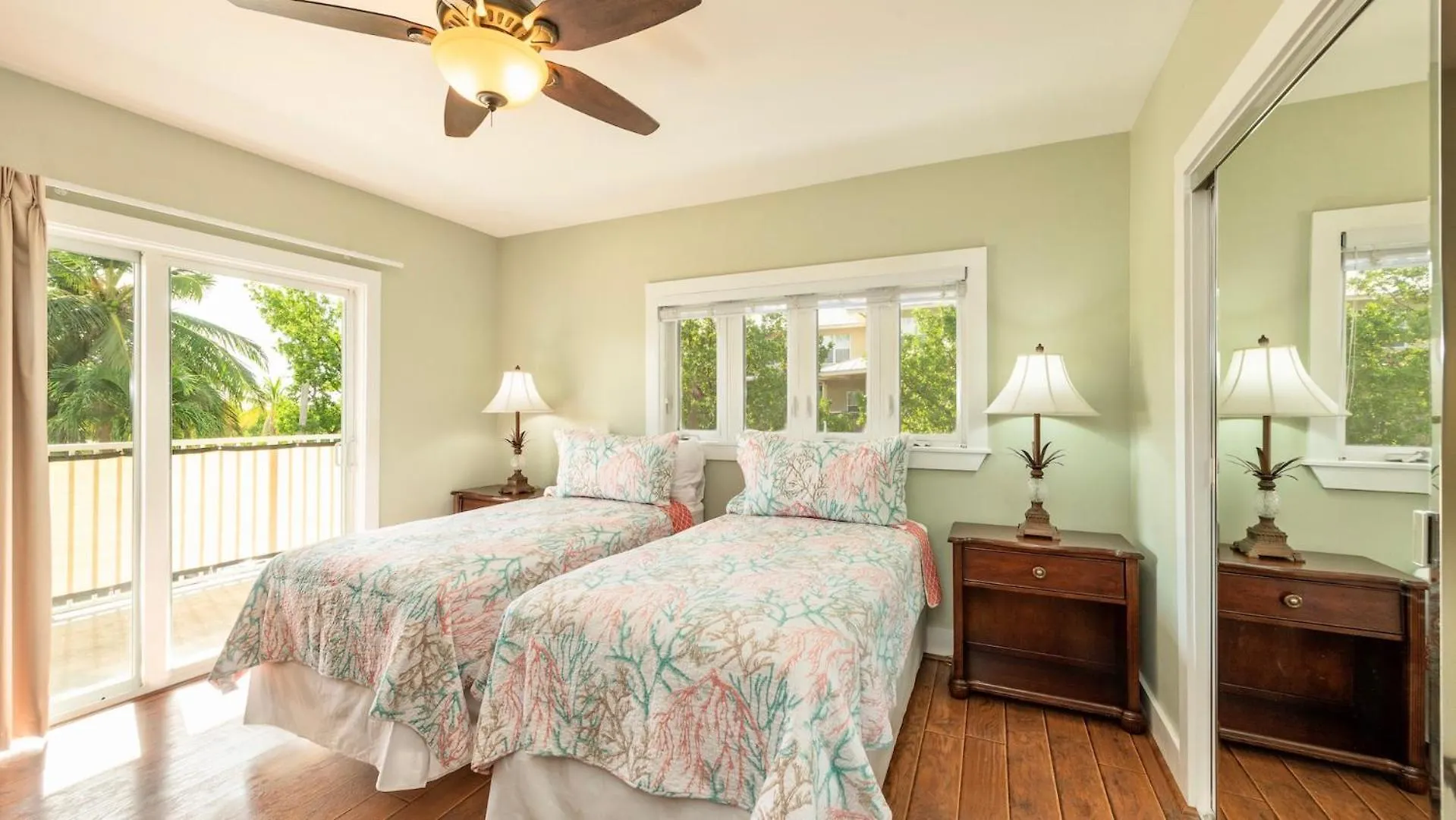 Coastline Comfort By Last Key Realty Appartement