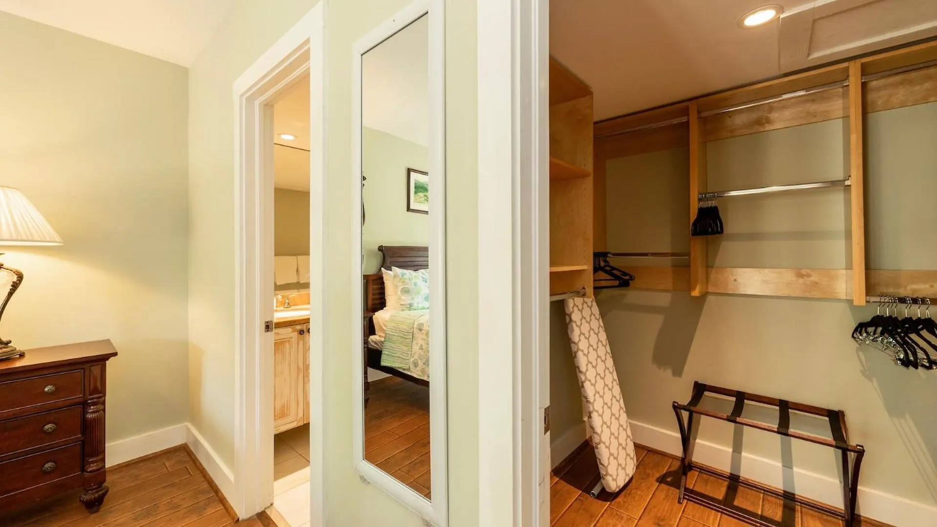 Coastline Comfort By Last Key Realty *