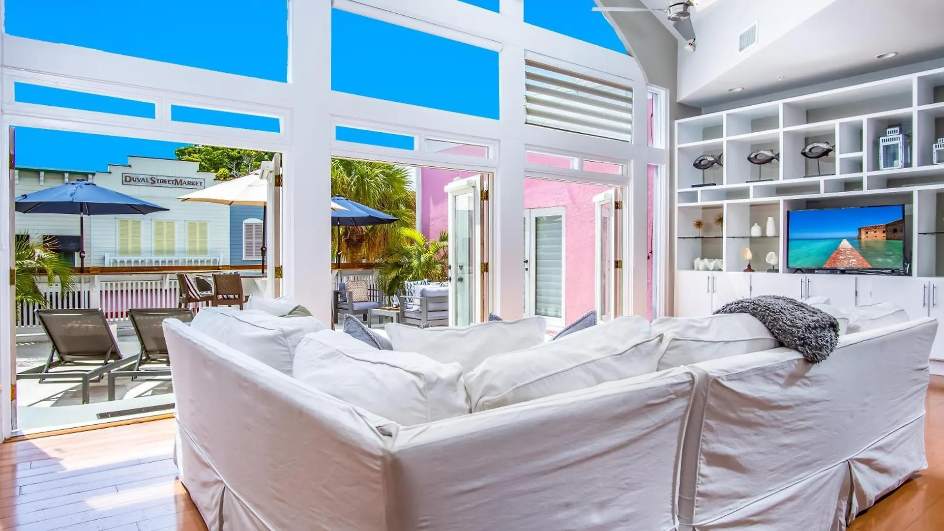Rooftop Penthouse Holiday home *