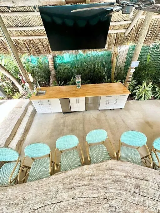 - Azucar Holiday home Key West