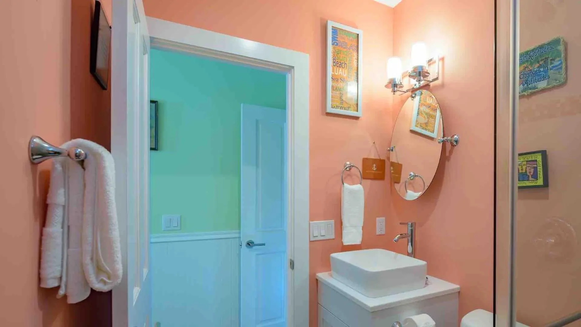 Holiday home Good Vibrations By Last Key Realty *