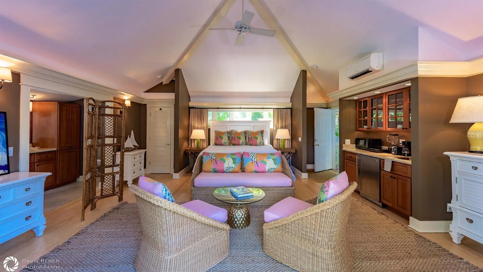Darling Of Duval By Last Key Realty Holiday home
