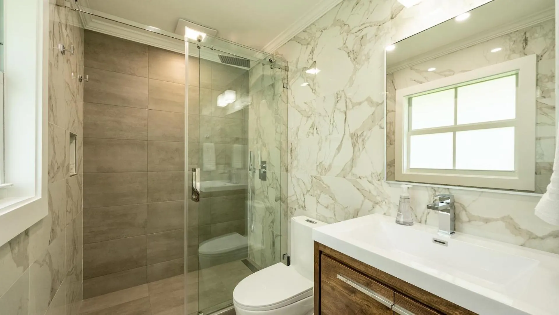 Modern In The Meadows By Last Key Realty Holiday home Key West
