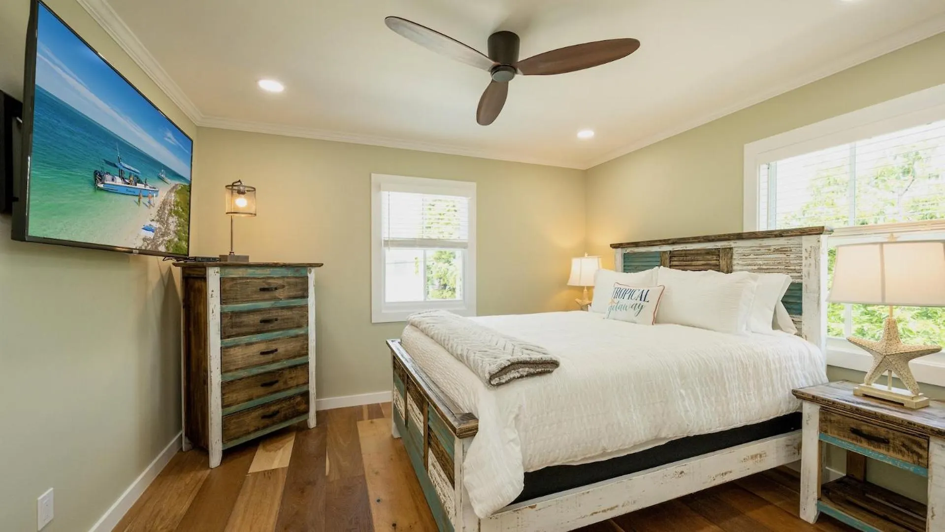 Modern In The Meadows By Last Key Realty