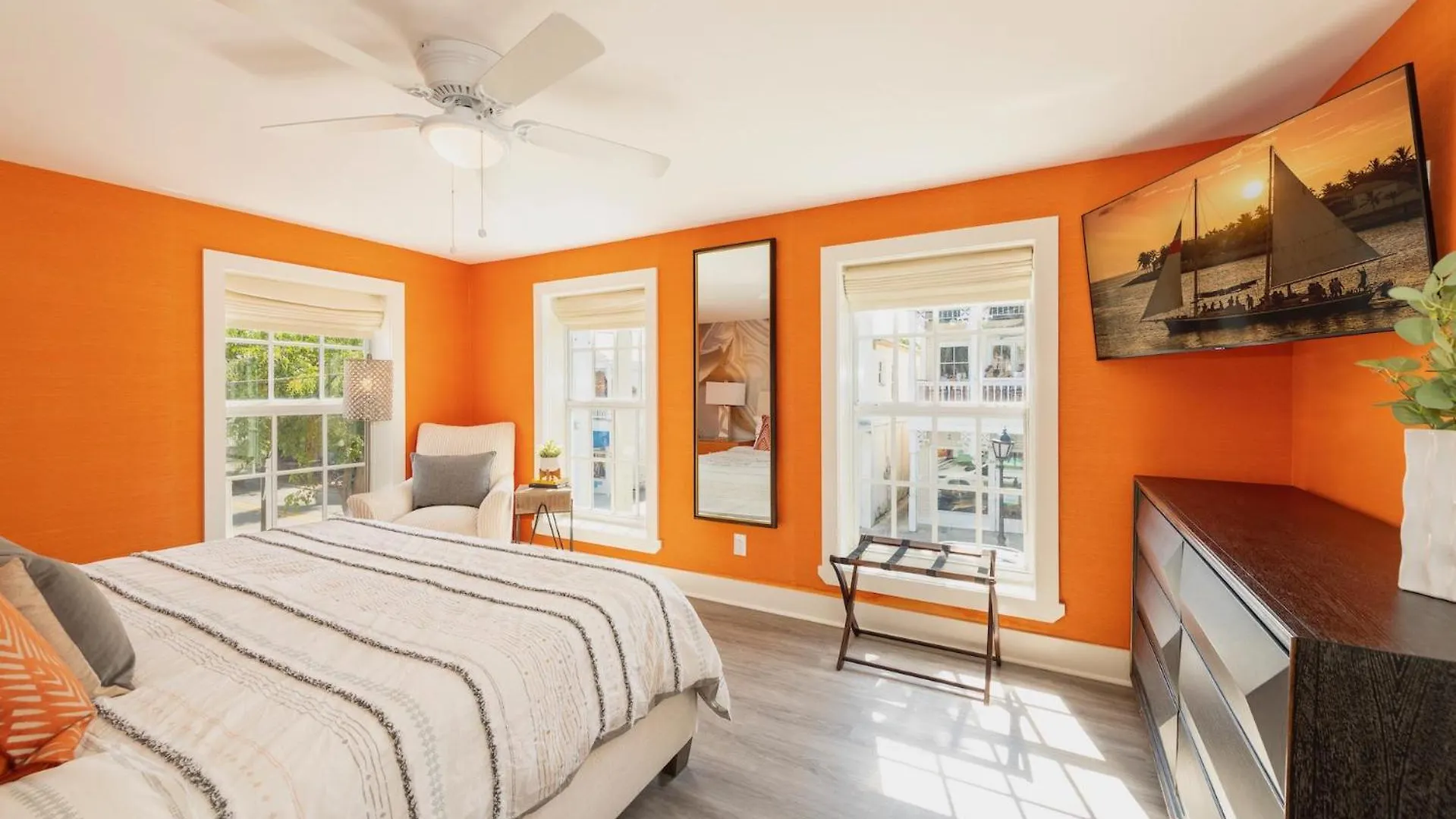 Apartment Mayas Secret Treasure By Last Key Realty Key West