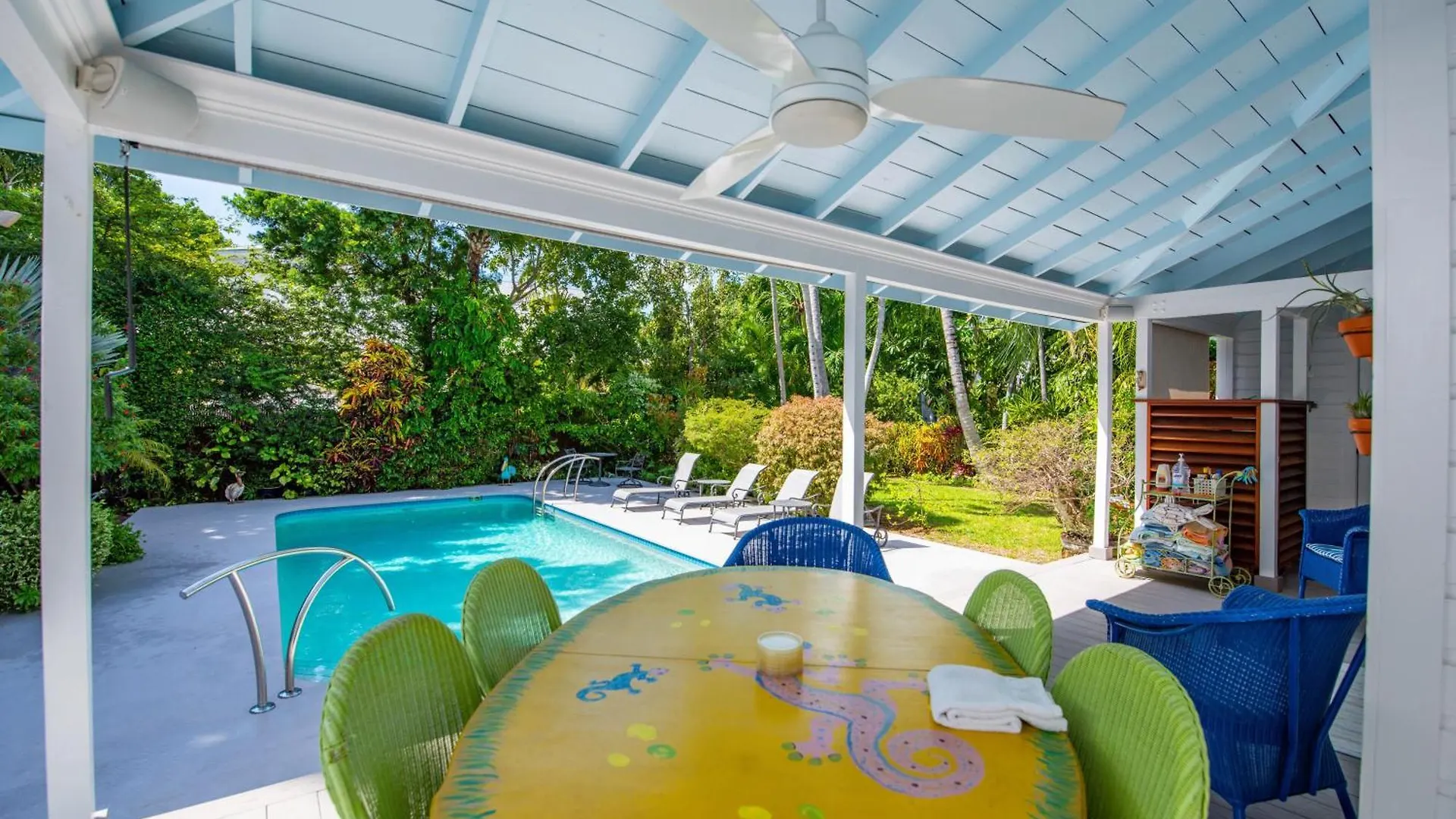 Meadows Manor - Weekly * Key West