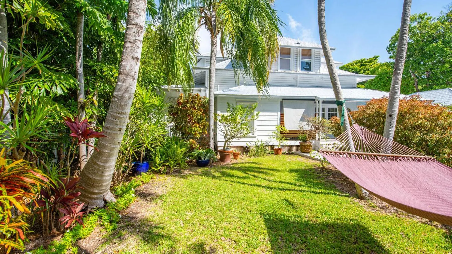 Meadows Manor - Weekly Key West