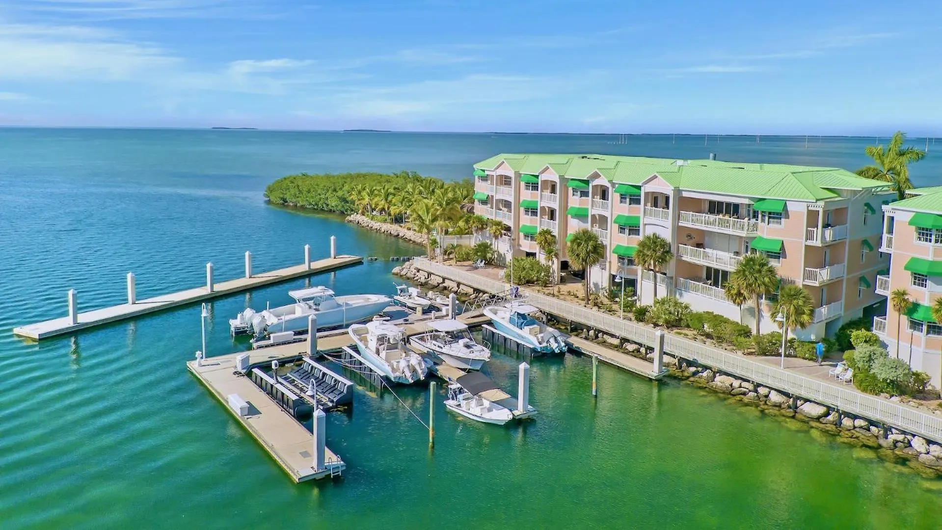 Sunset Point By Last Key Realty Apartment