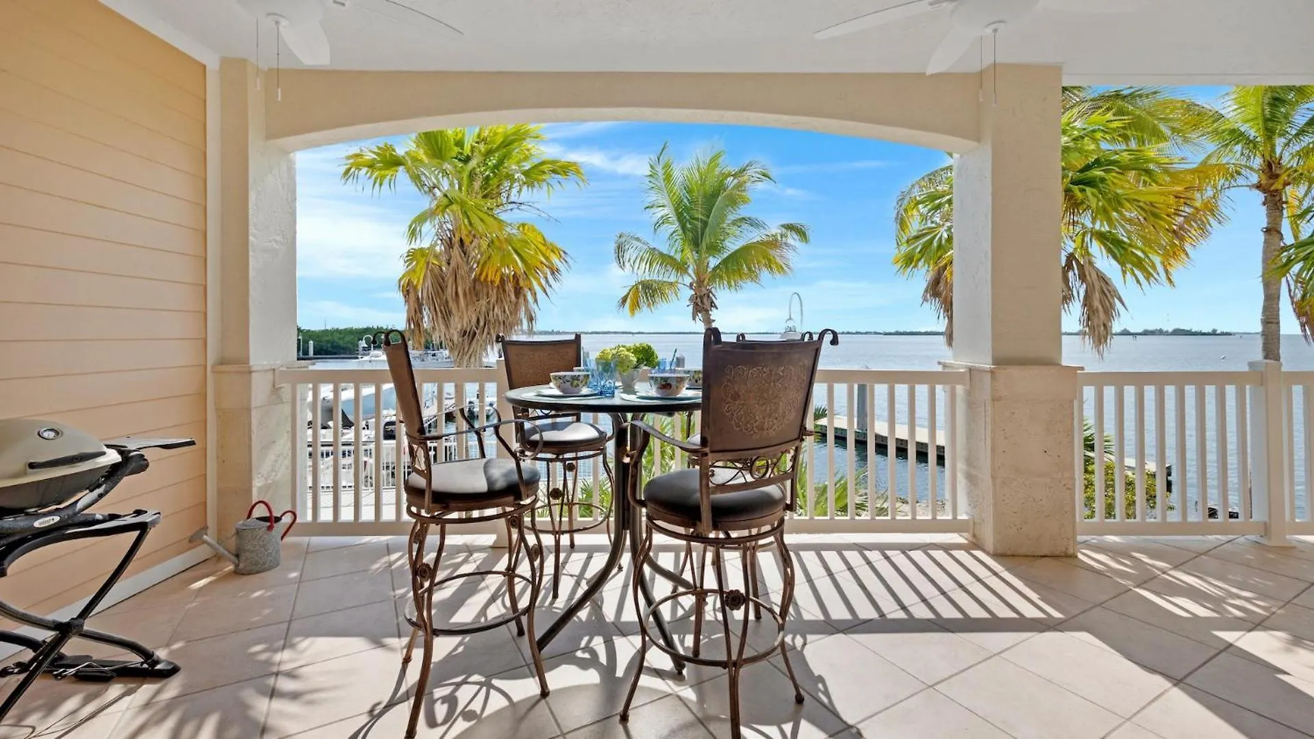 Apartment Sunset Point By Last Key Realty *