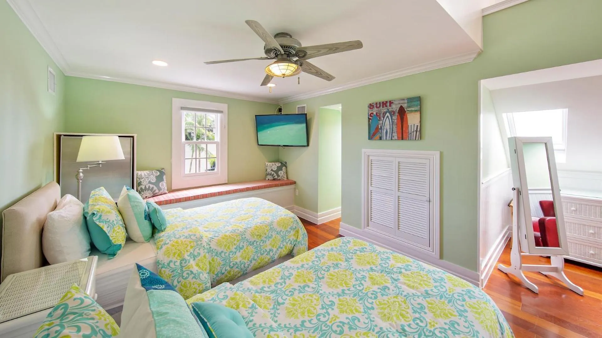Noonas Mansion By Last Key Realty Key West