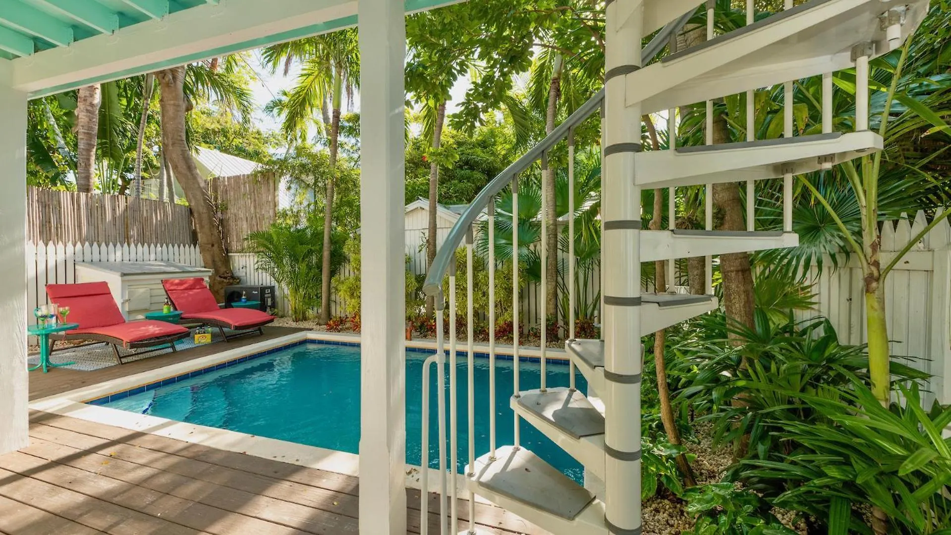 Sugarpoppy By Last Key Realty Key West