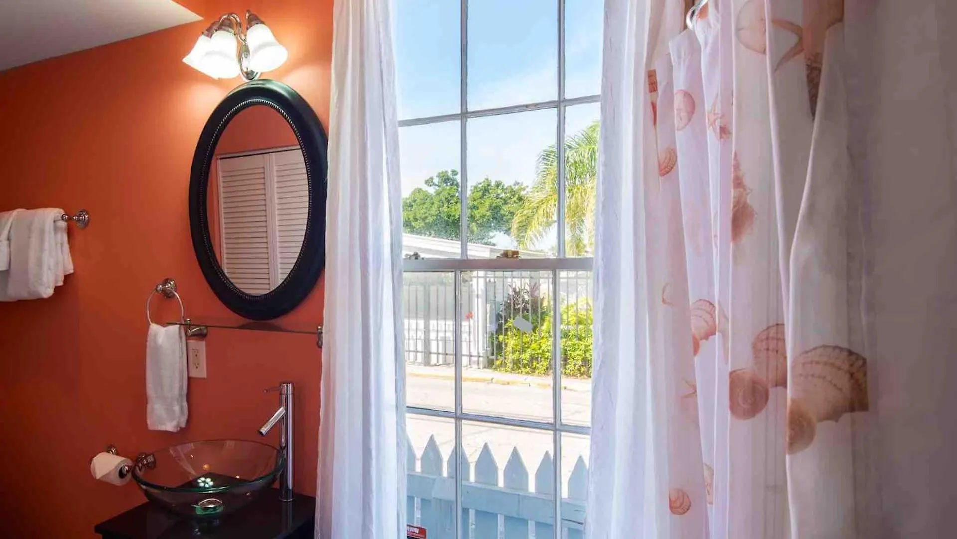Puerta Coralina By Last Key Realty Holiday home Key West