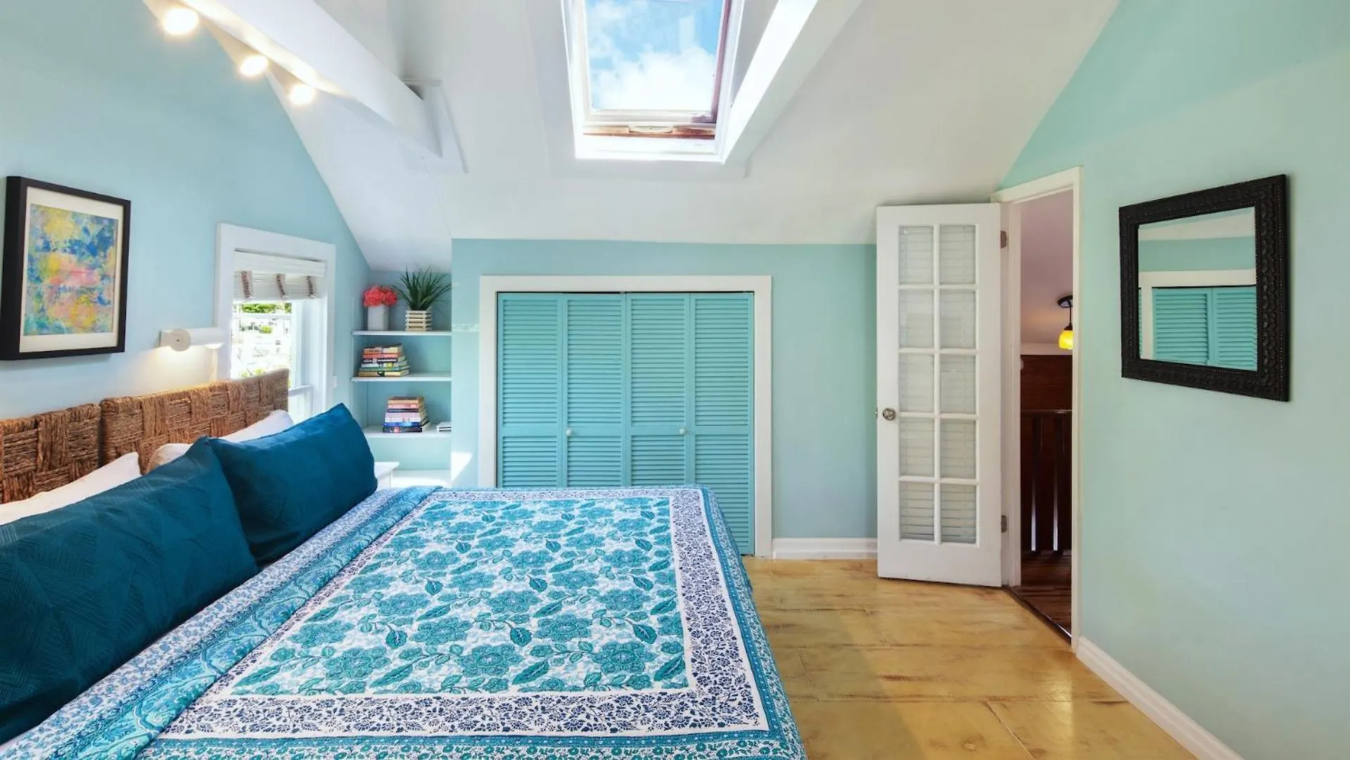 Puerta Coralina By Last Key Realty *